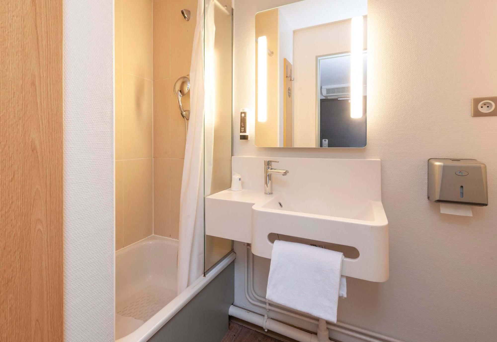 B&B Hotel バイヨンヌ エクステリア 写真